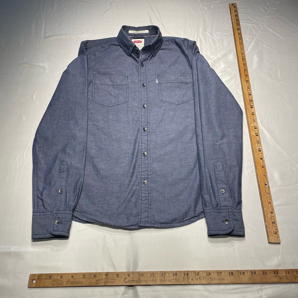 Levi's size small white label sluby Chambray Button-Up Utility Shirt